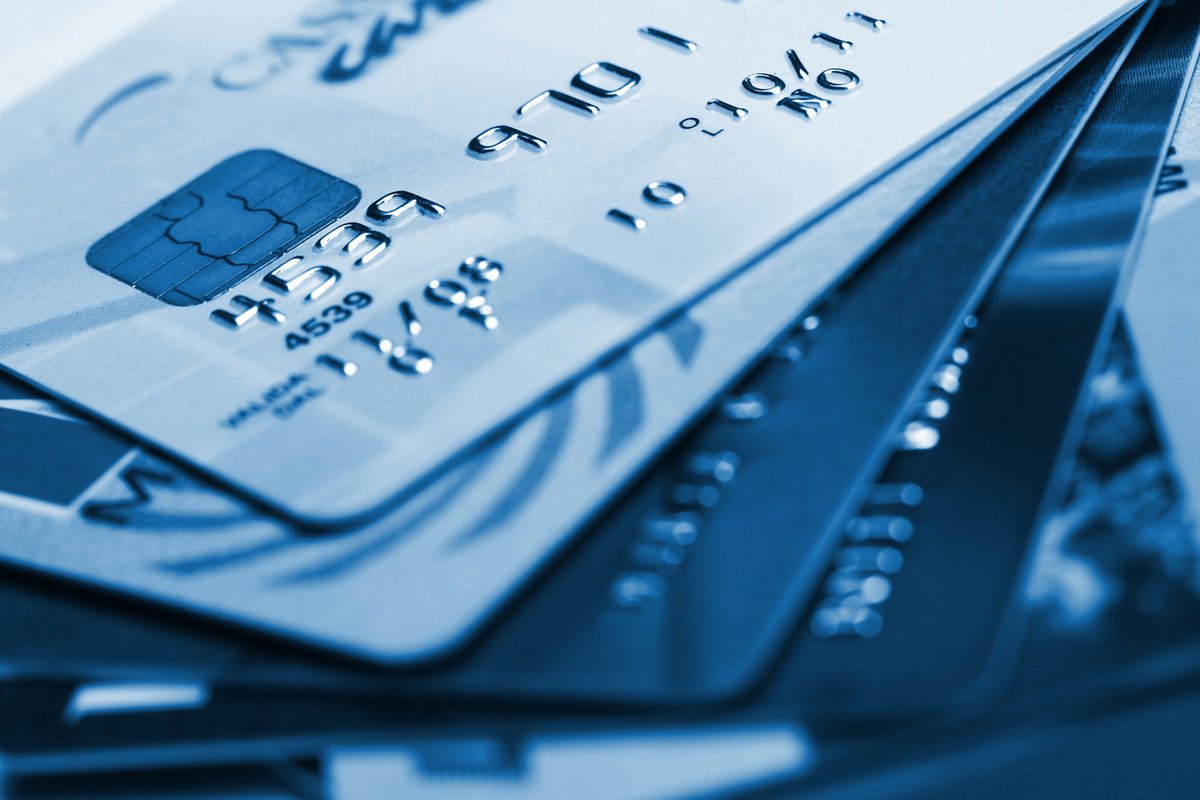 Как быстро оформить кредитные карты?