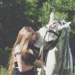 Просмотр фото «Девушка и лошадь» Просмотр фото «Девушка и лошадь»