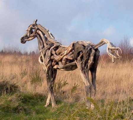 Деревянная скульптура лошади Хизер Дженш (Heather Jansch)
