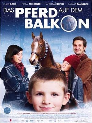 Лошадь на балконе.  Смотреть фильм про лошадей онлайн.