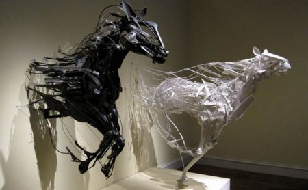 Скульптура Саяки Ганз "Лошади"