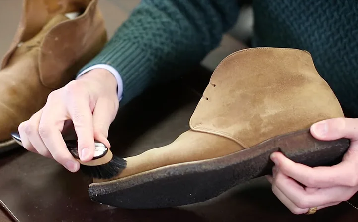 Как ухаживать за обувью из замшевой кожи? 7 практических советов